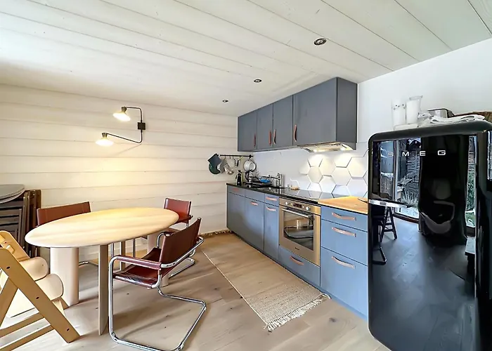 Perfect 10 Mns From Verbier, Swiss Alps アパート